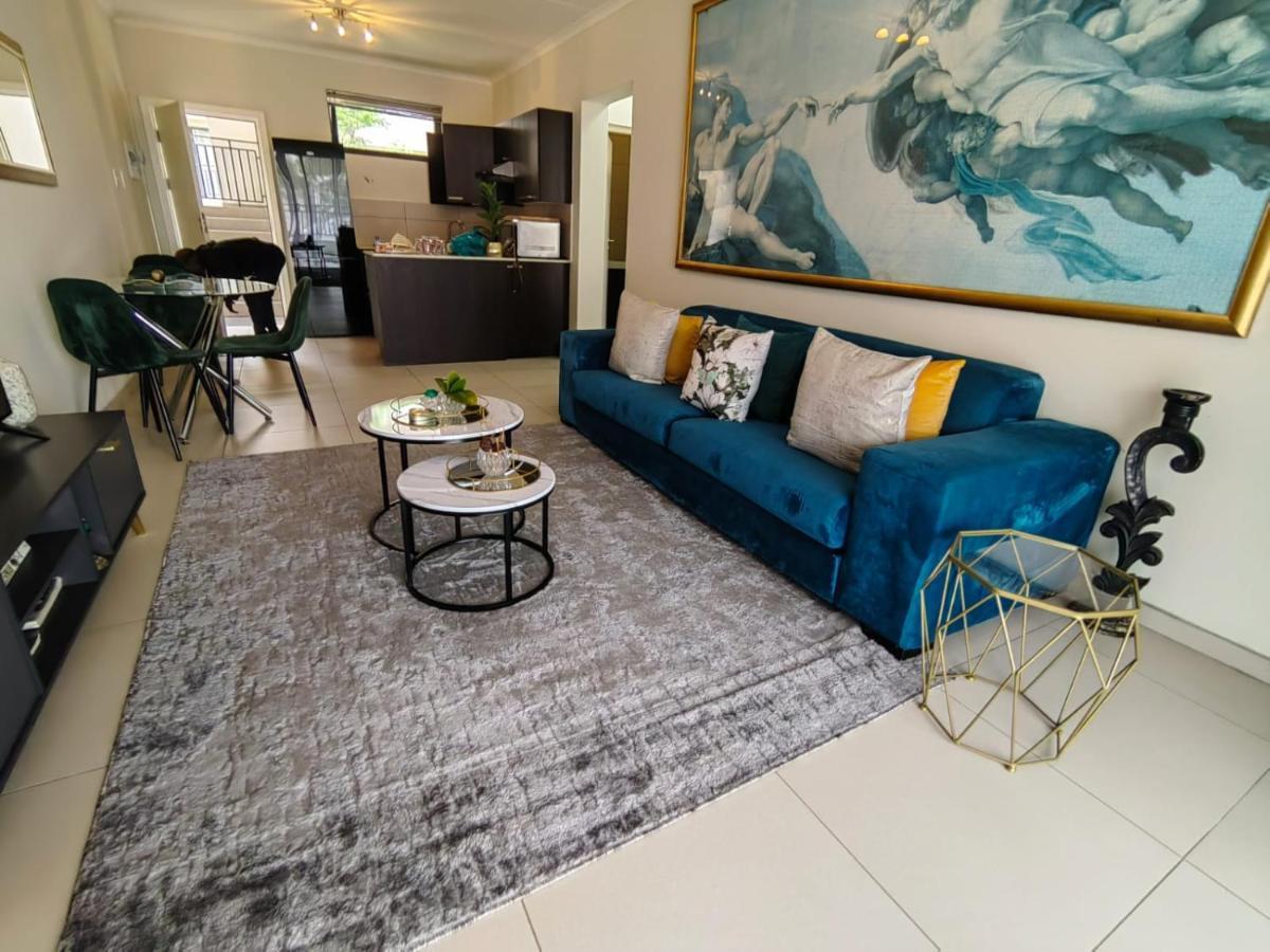 Classy And Cosy Apt - Dainfern Sandton Room photo
